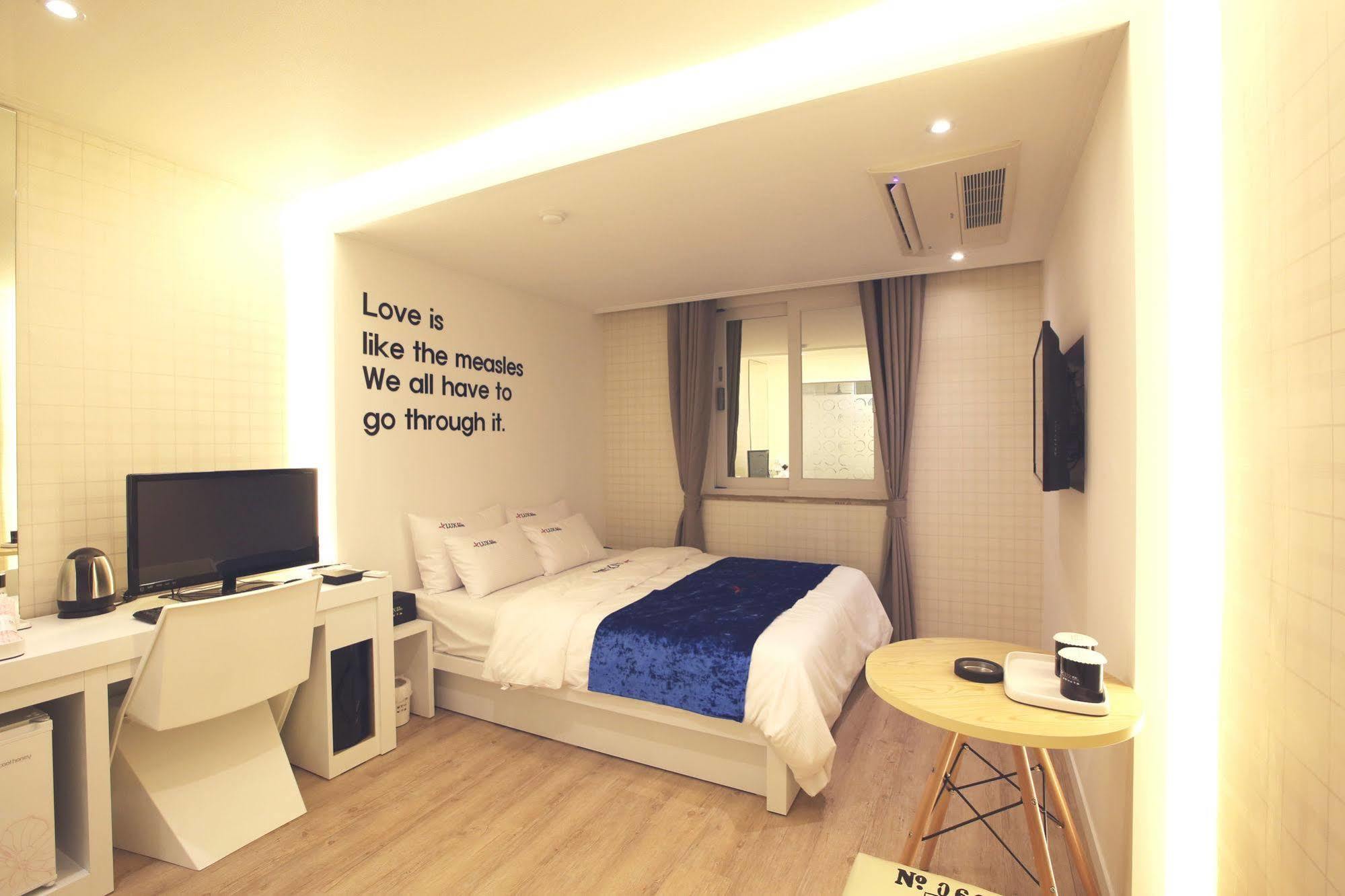 Jeju Lux Hotel Ojo-ri Exterior foto
