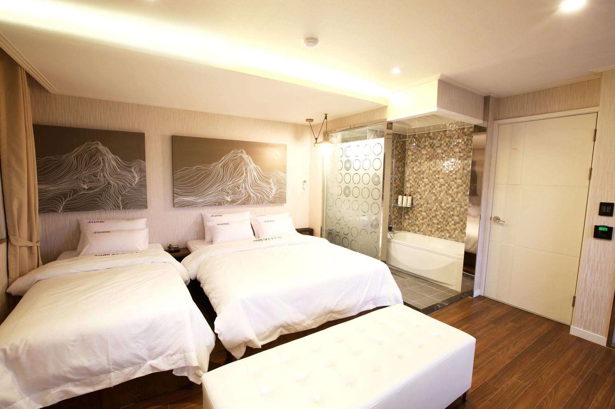 Jeju Lux Hotel Ojo-ri Exterior foto