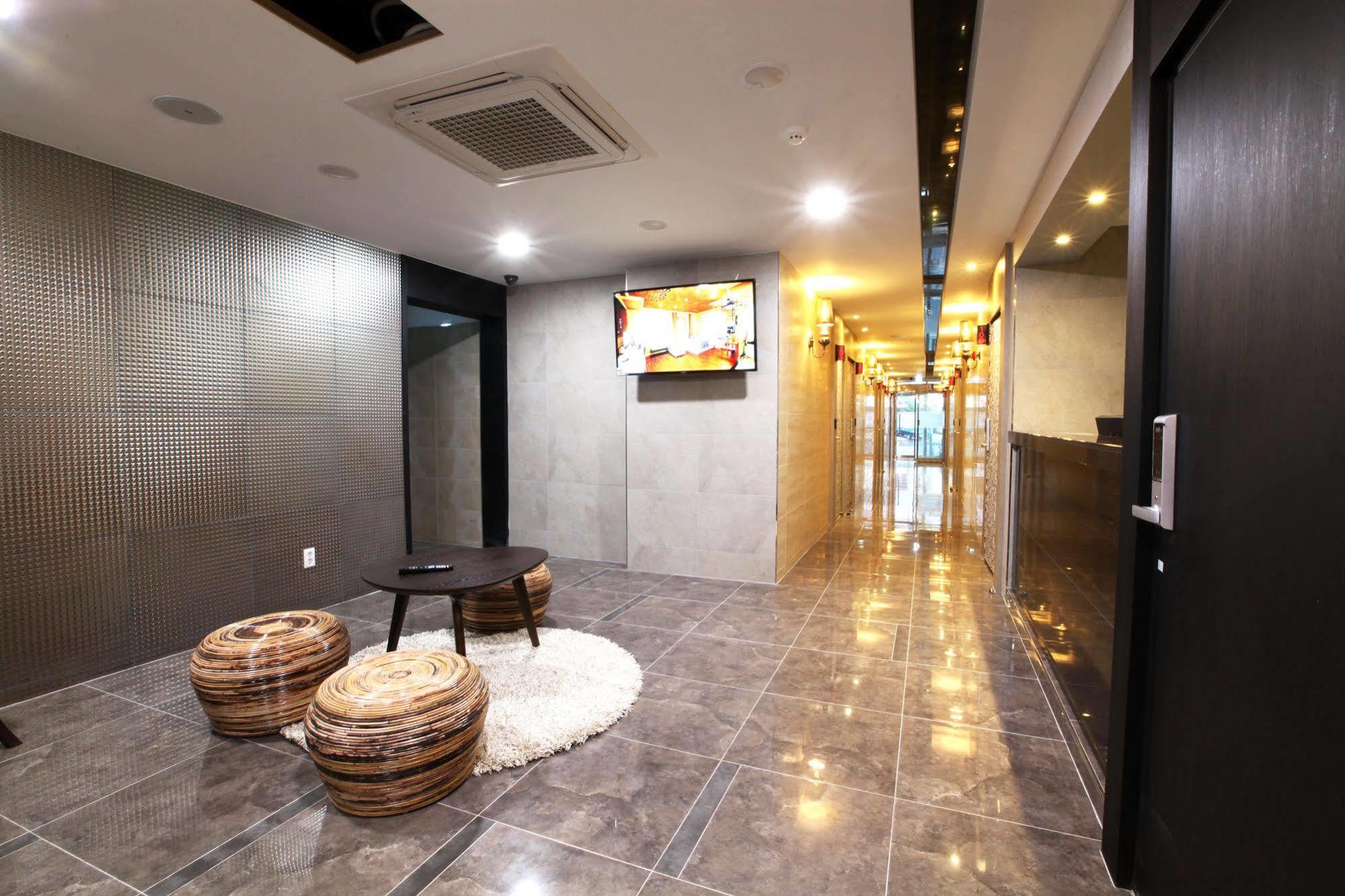 Jeju Lux Hotel Ojo-ri Exterior foto